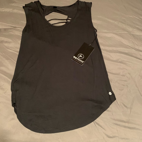 90 Degrees by Reflex workout top - Picture 1 of 3
